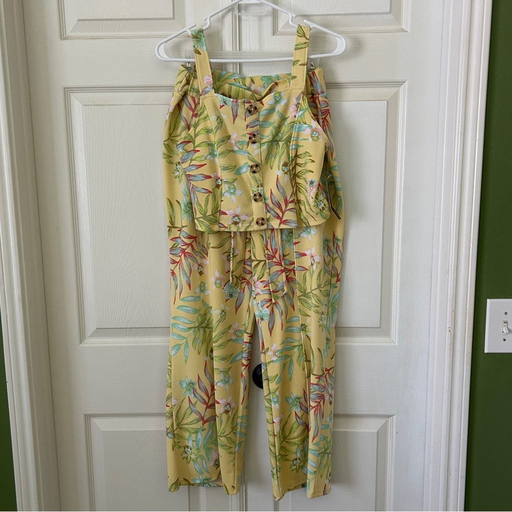 2 Piece Floral Yellow & Pastel Crop Top and Pants ~ Misses 11/13 NEW! 👍🏻👍🏻👍🏻